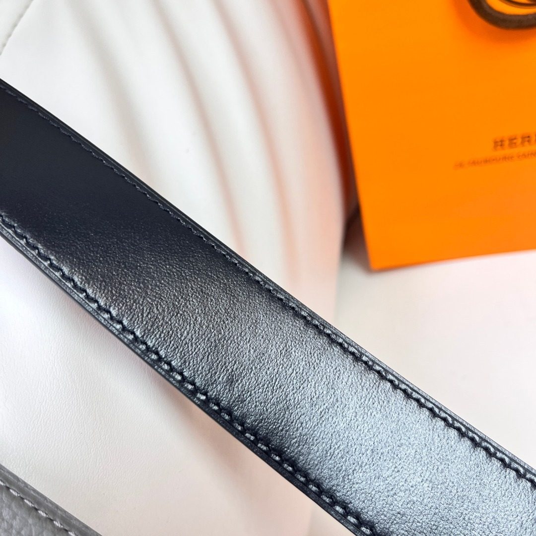 Hermès Reversible Leather Belt with H Buckle