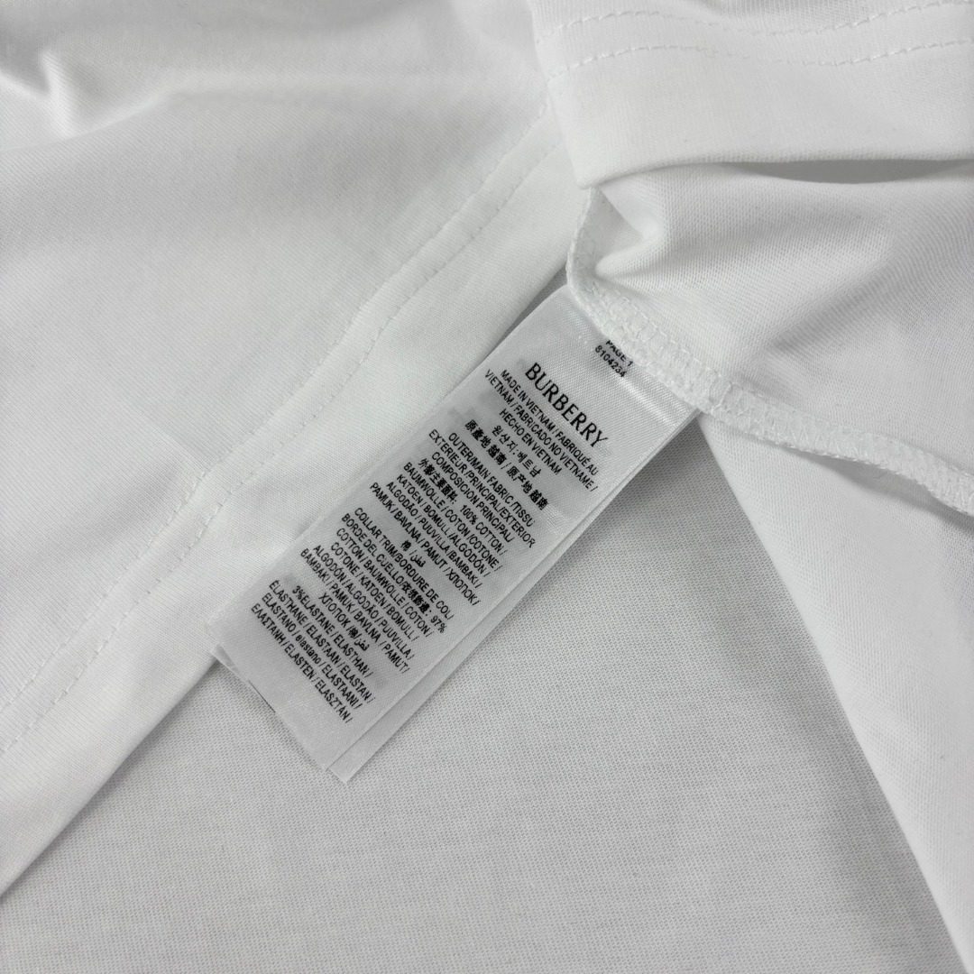 Burberry London England Classic T-Shirt