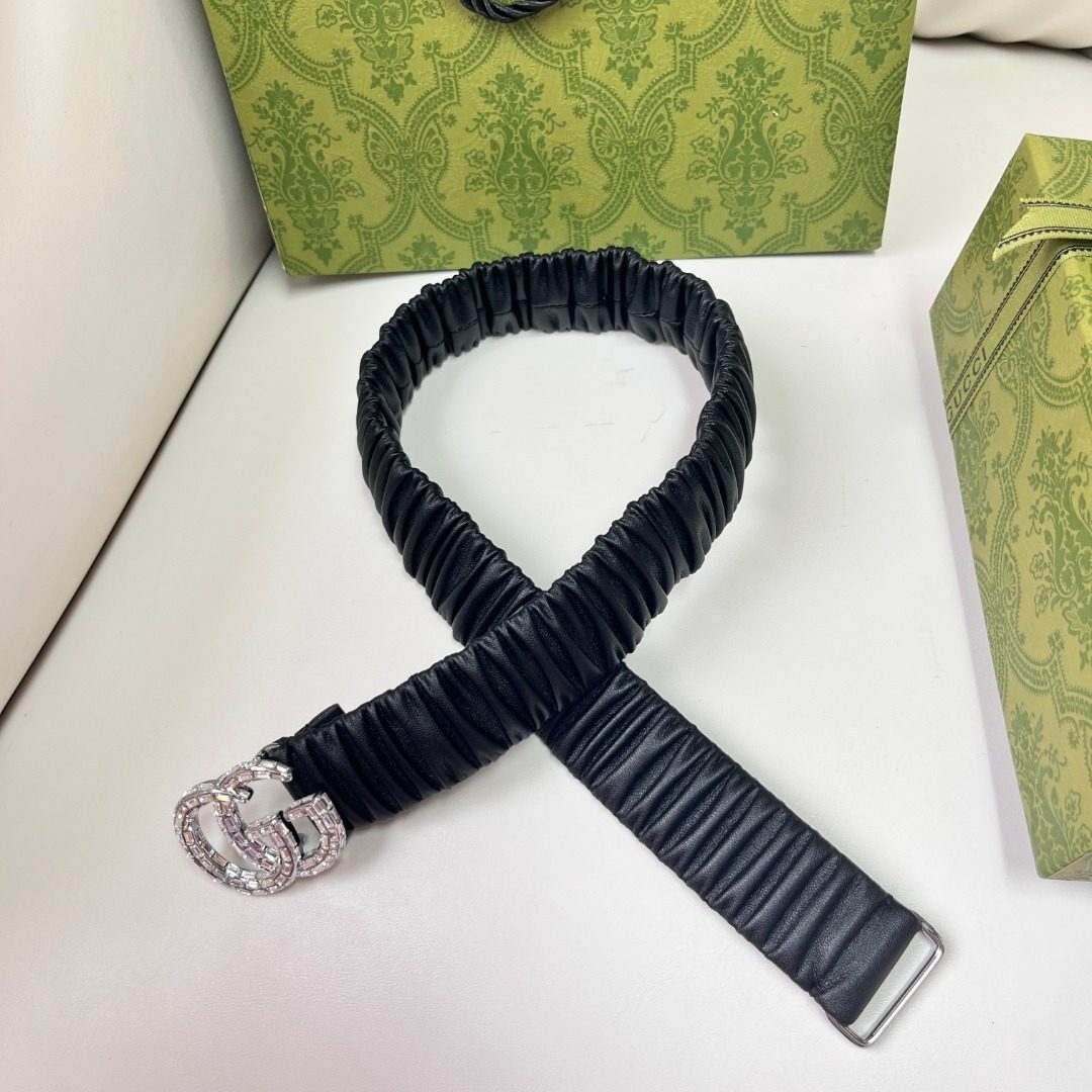Gucci GG Marmont Ruched Leather Belt
