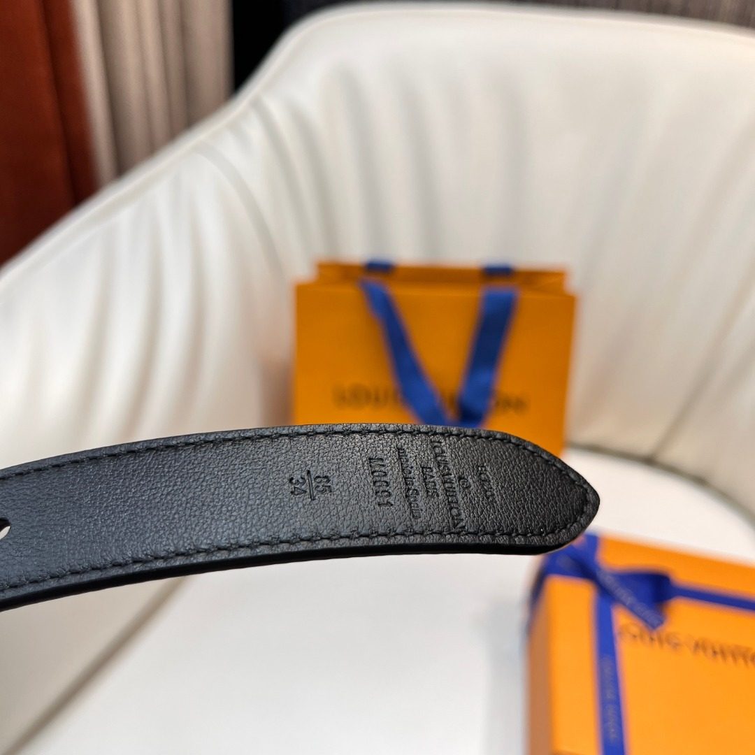 Louis Vuitton Monogram Canvas Leather Belt