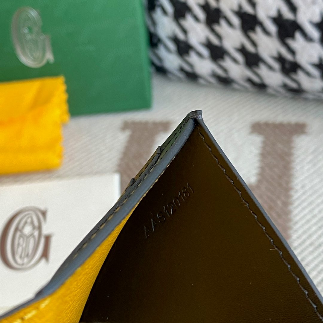 Gucci GG Marmont Leather Cardholder Wallet