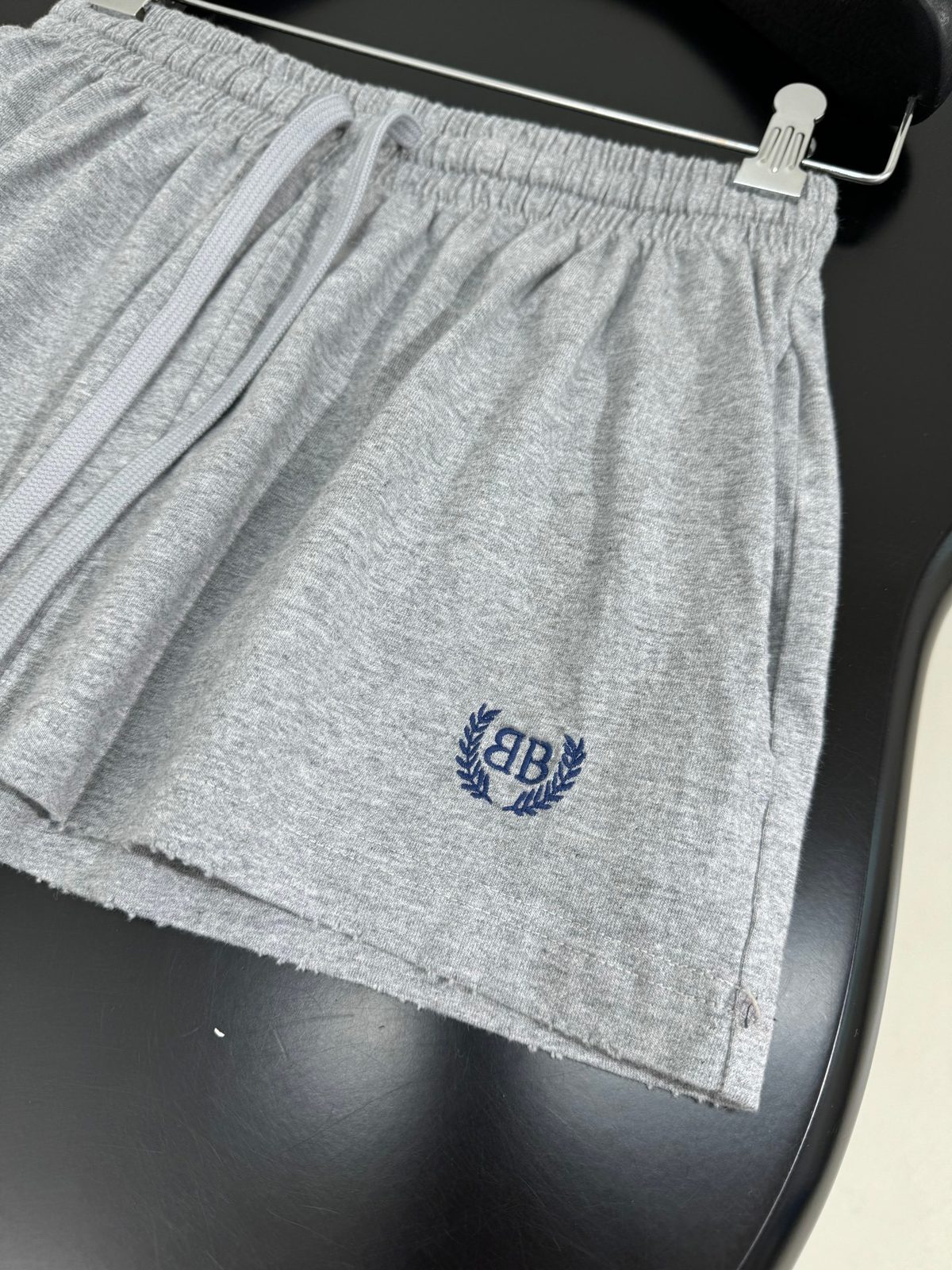BB Laurel Logo Embroidered Shorts