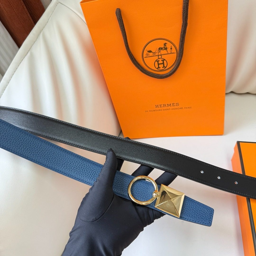 Hermès Leather Belt with Gold Pyramid Hardware
