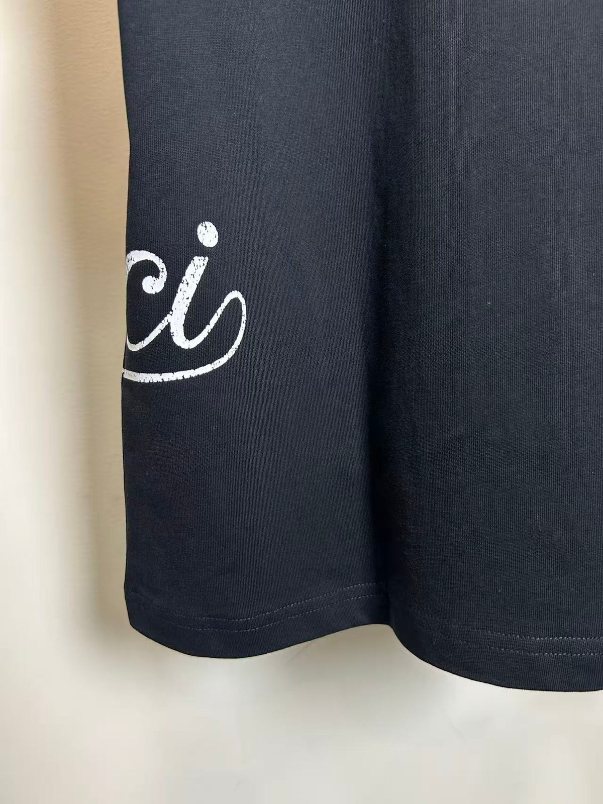 Gucci Script Logo Cotton T-Shirt