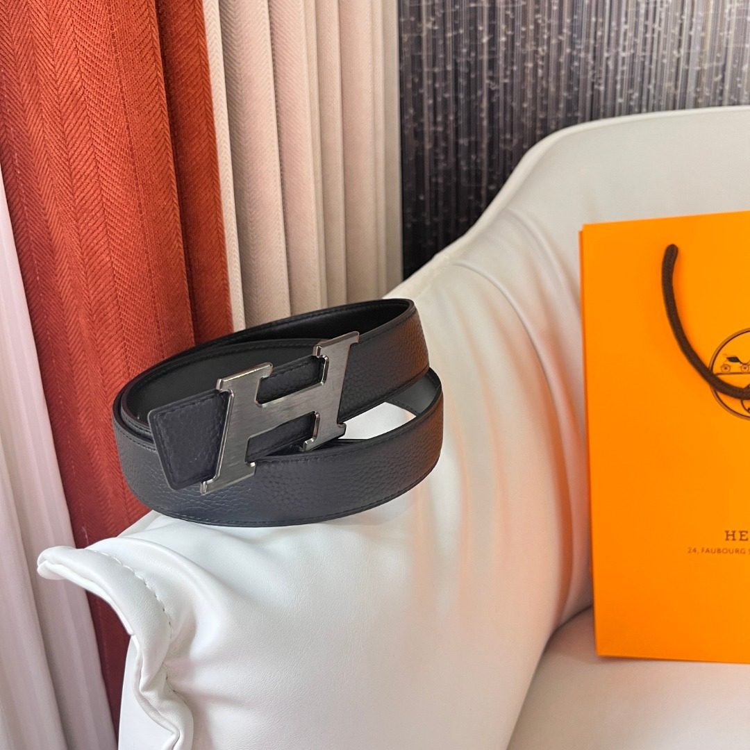 Hermès H Buckle Reversible Leather Belt