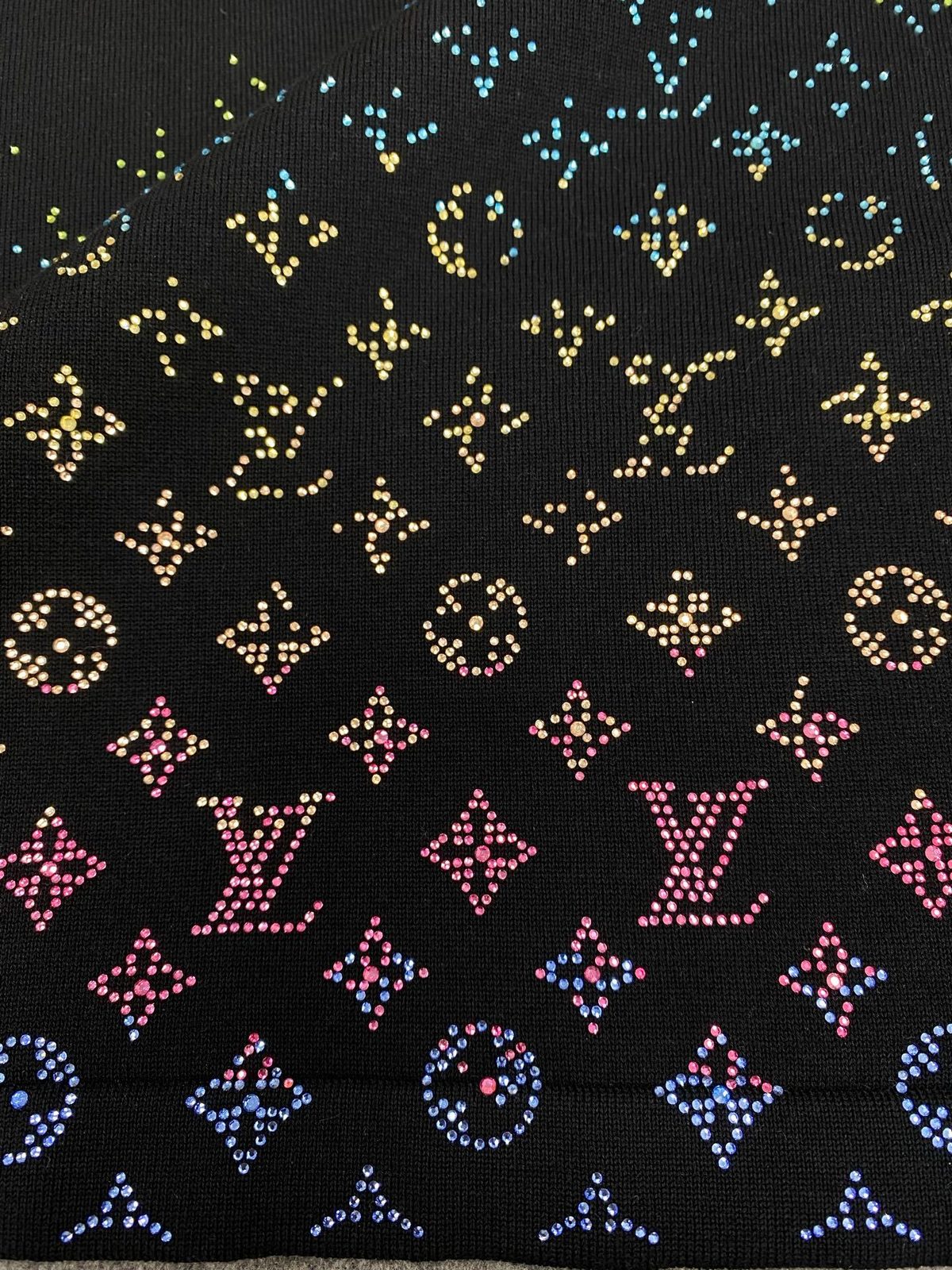 Louis Vuitton Monogram Gradient T-Shirt B828
