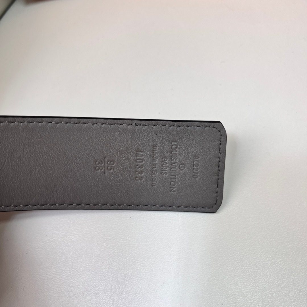 Louis Vuitton LV Initiales Black Leather Belt