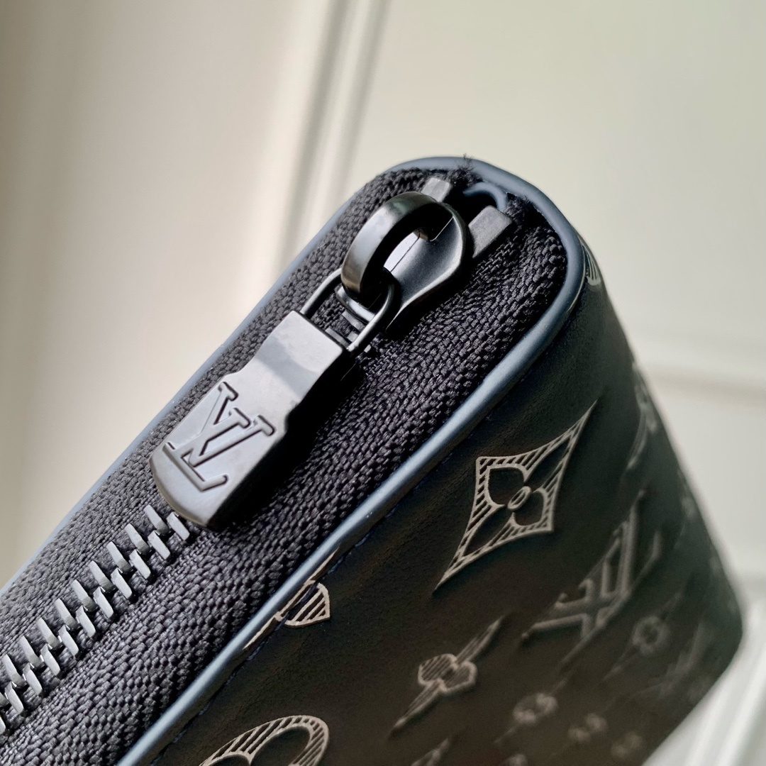 Louis Vuitton Monogram Zippy Wallet Navy