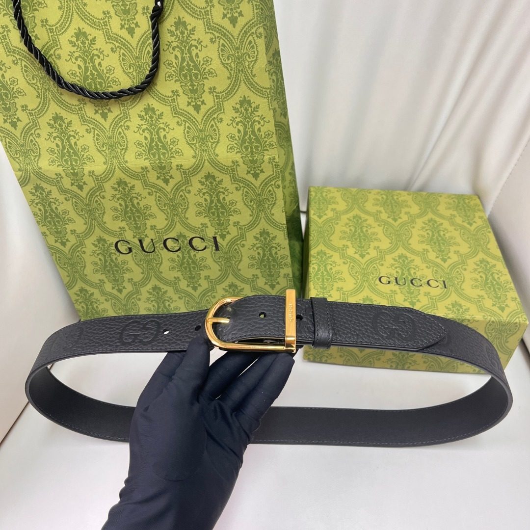 Gucci GG Textured Leather Belt Gold Buckle