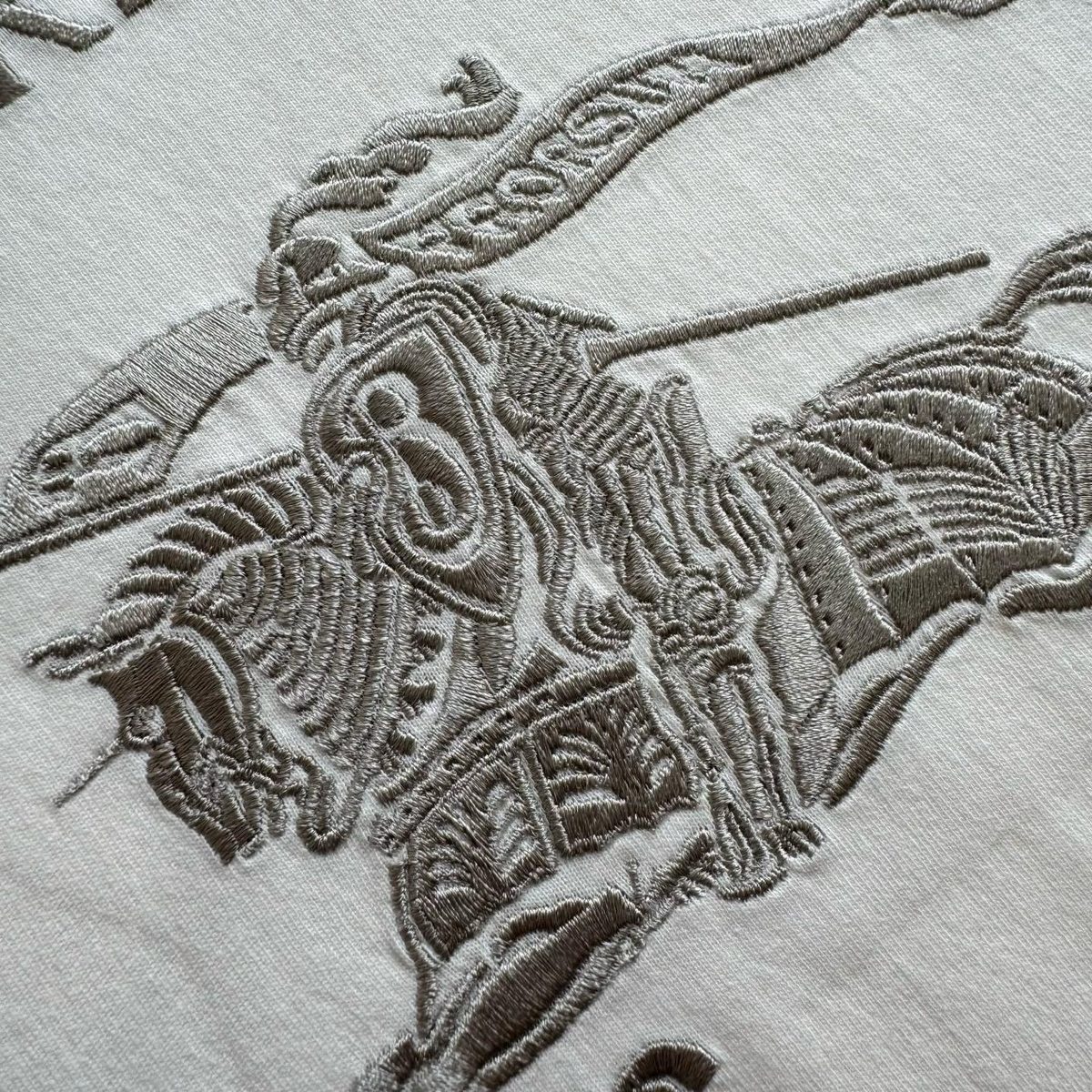 Burberry Embroidered Dragon Motif T-Shirt