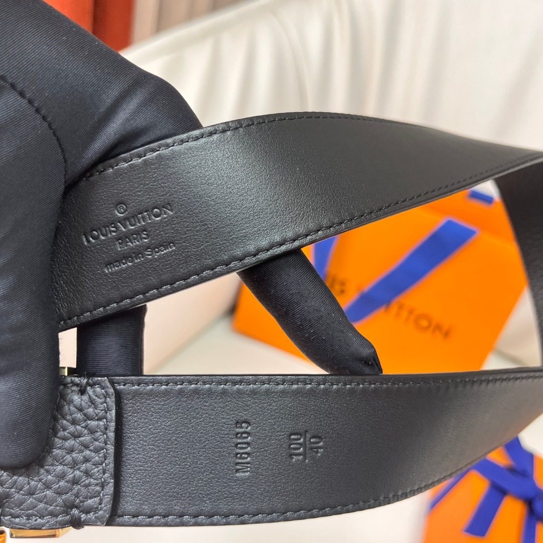 Louis Vuitton Initiales Black Leather Belt