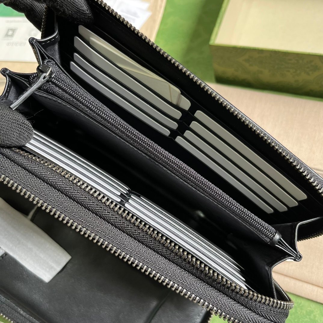 Gucci GG Canvas Zip Wallet Black