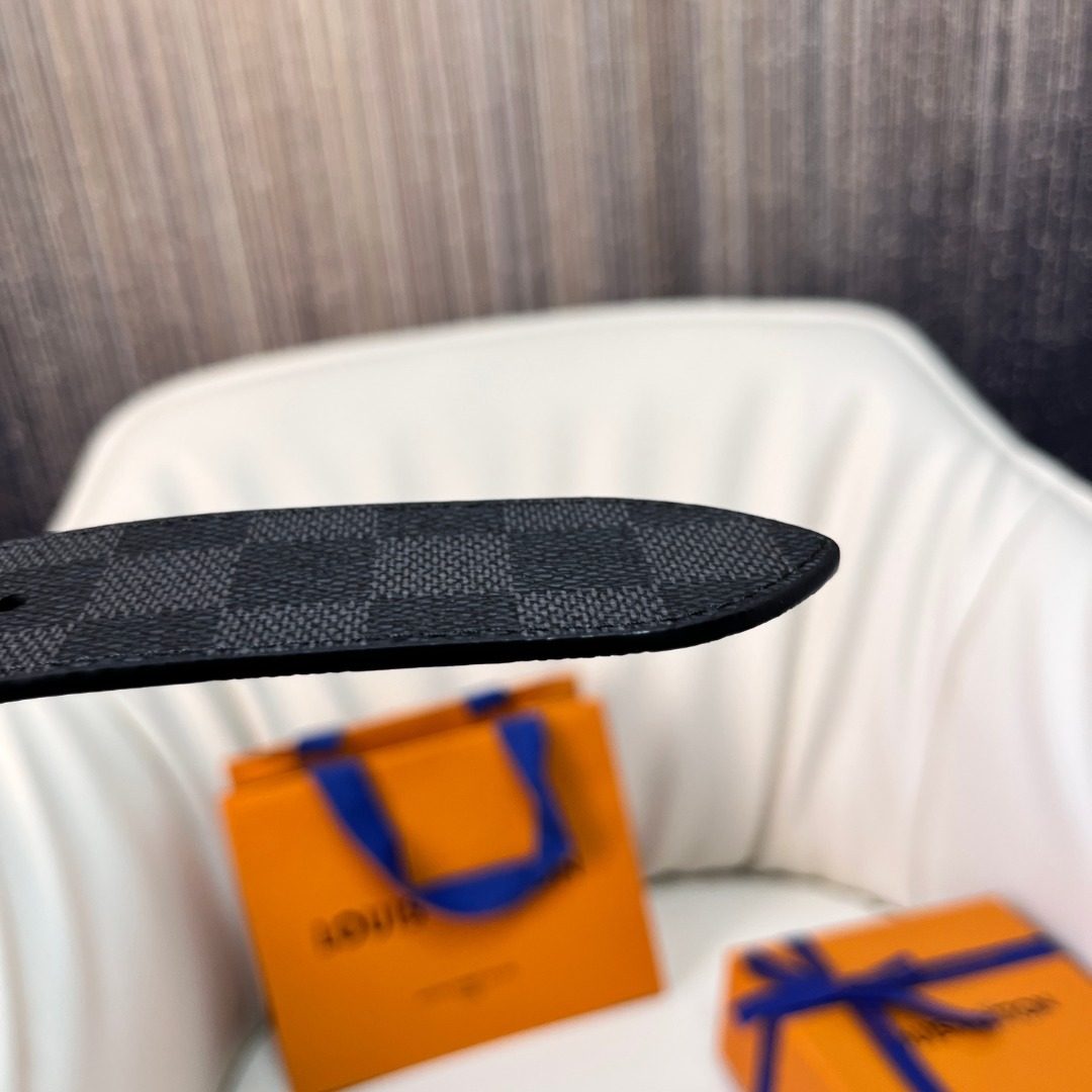 Louis Vuitton Damier Canvas Leather Belt