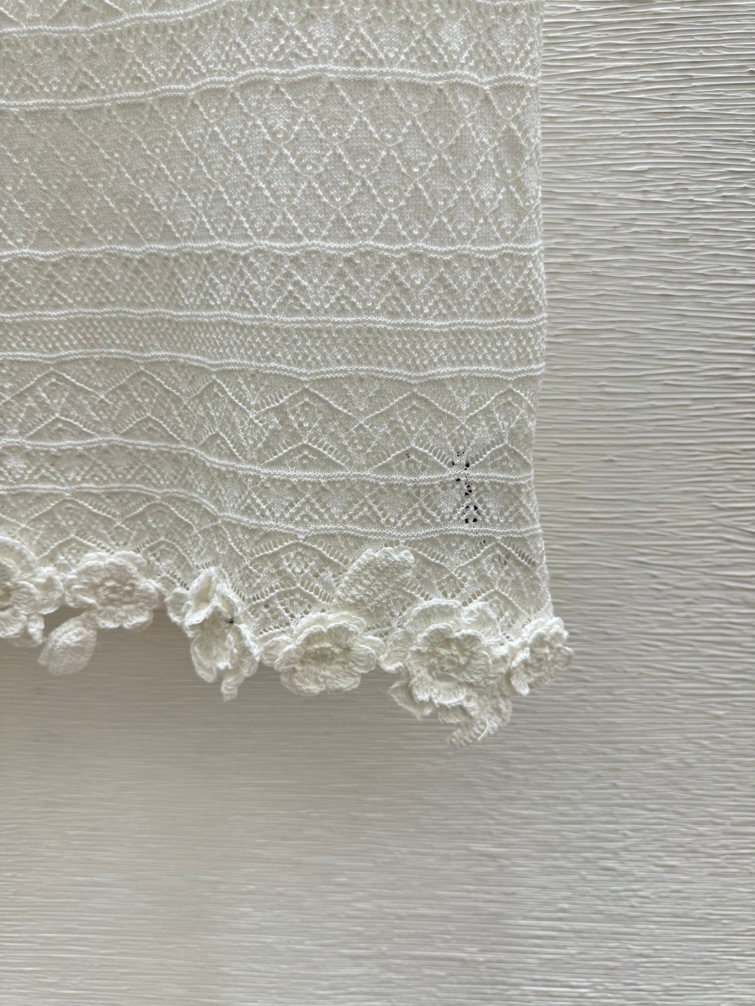 Luxury Knit Lace Sleeveless Tank Top