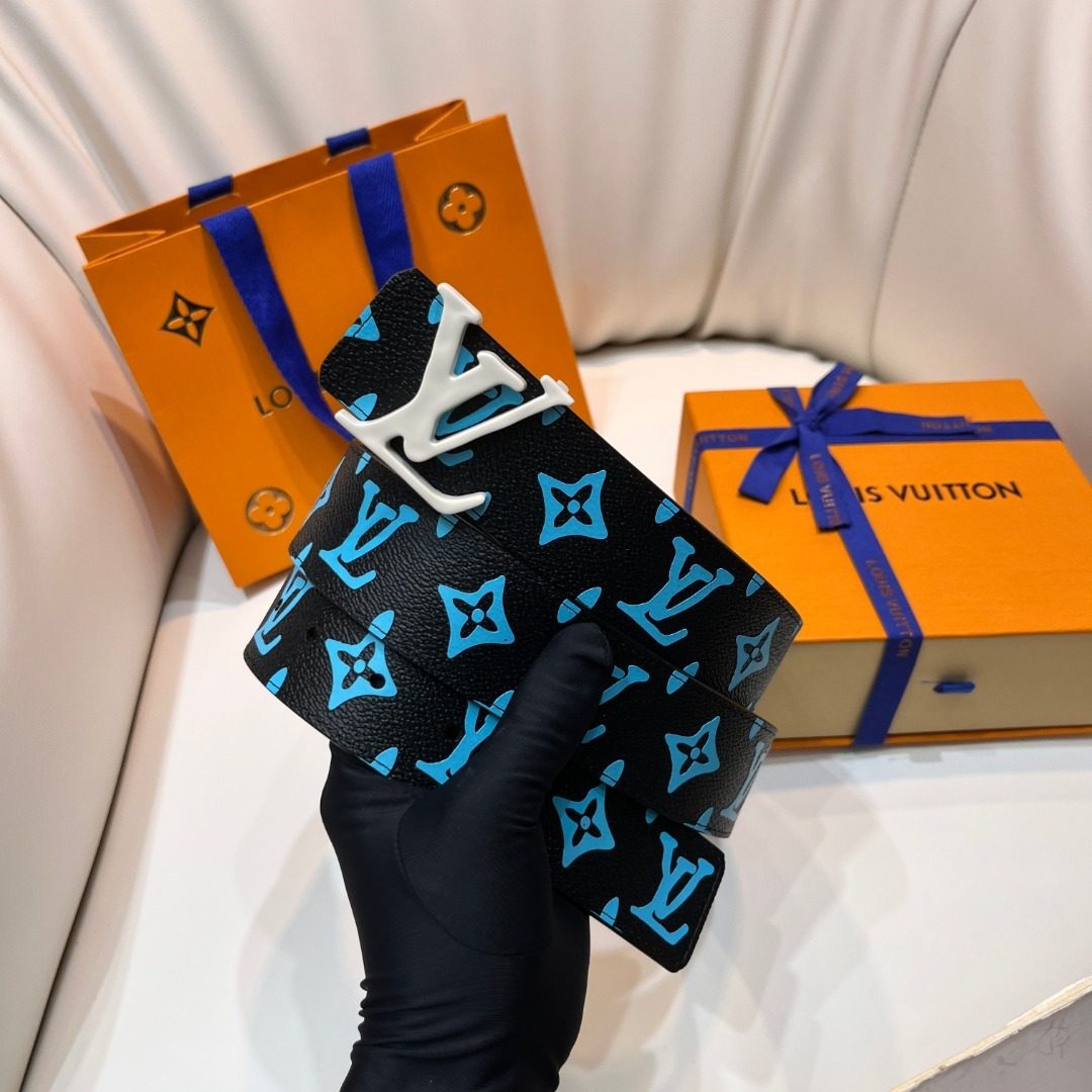 Louis Vuitton Monogram LV Wallet Belt