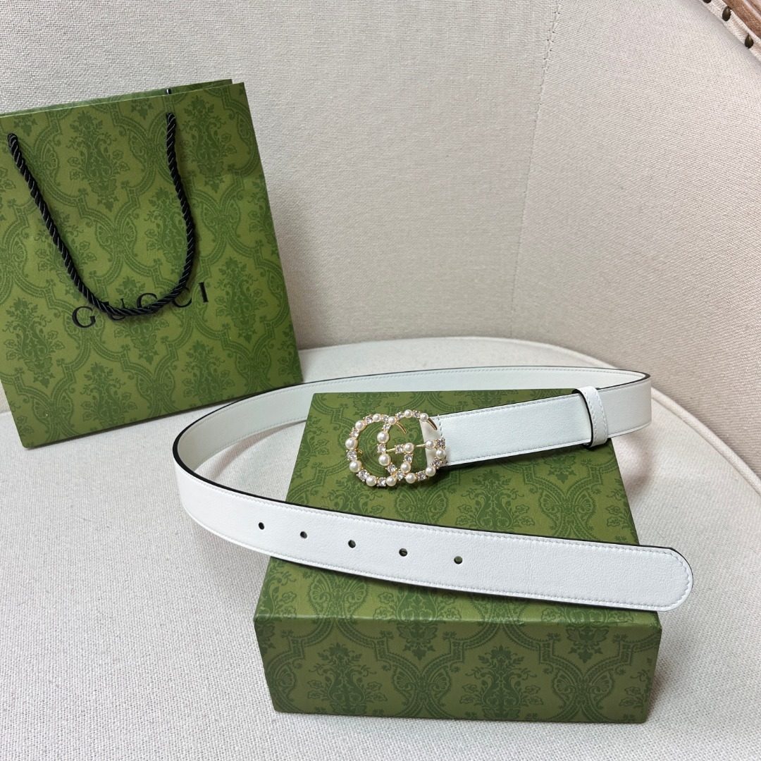 Gucci GG Marmont Pearl Buckle Leather Belt