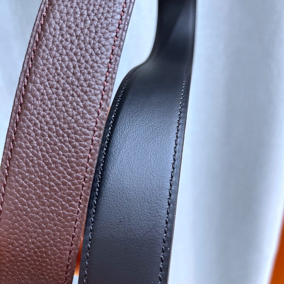 Luxury Leather Belt with Metal Buckle