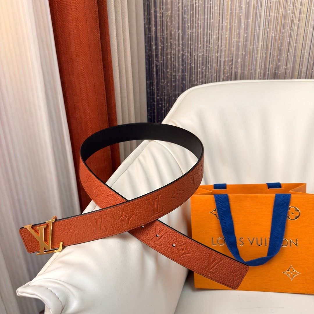 Louis Vuitton LV Initiales Leather Belt