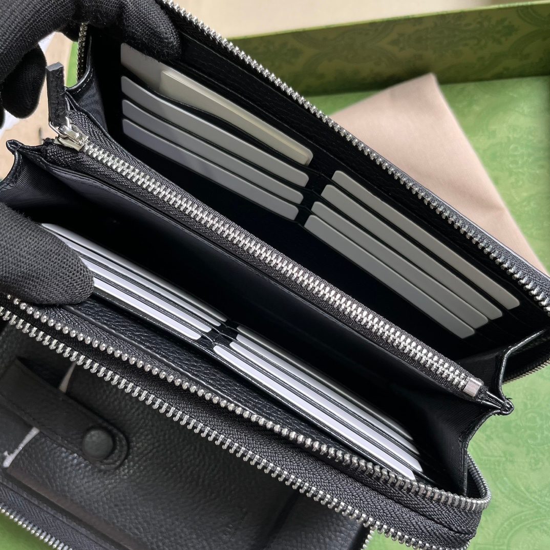 Gucci Marmont Textured Leather Zip Wallet