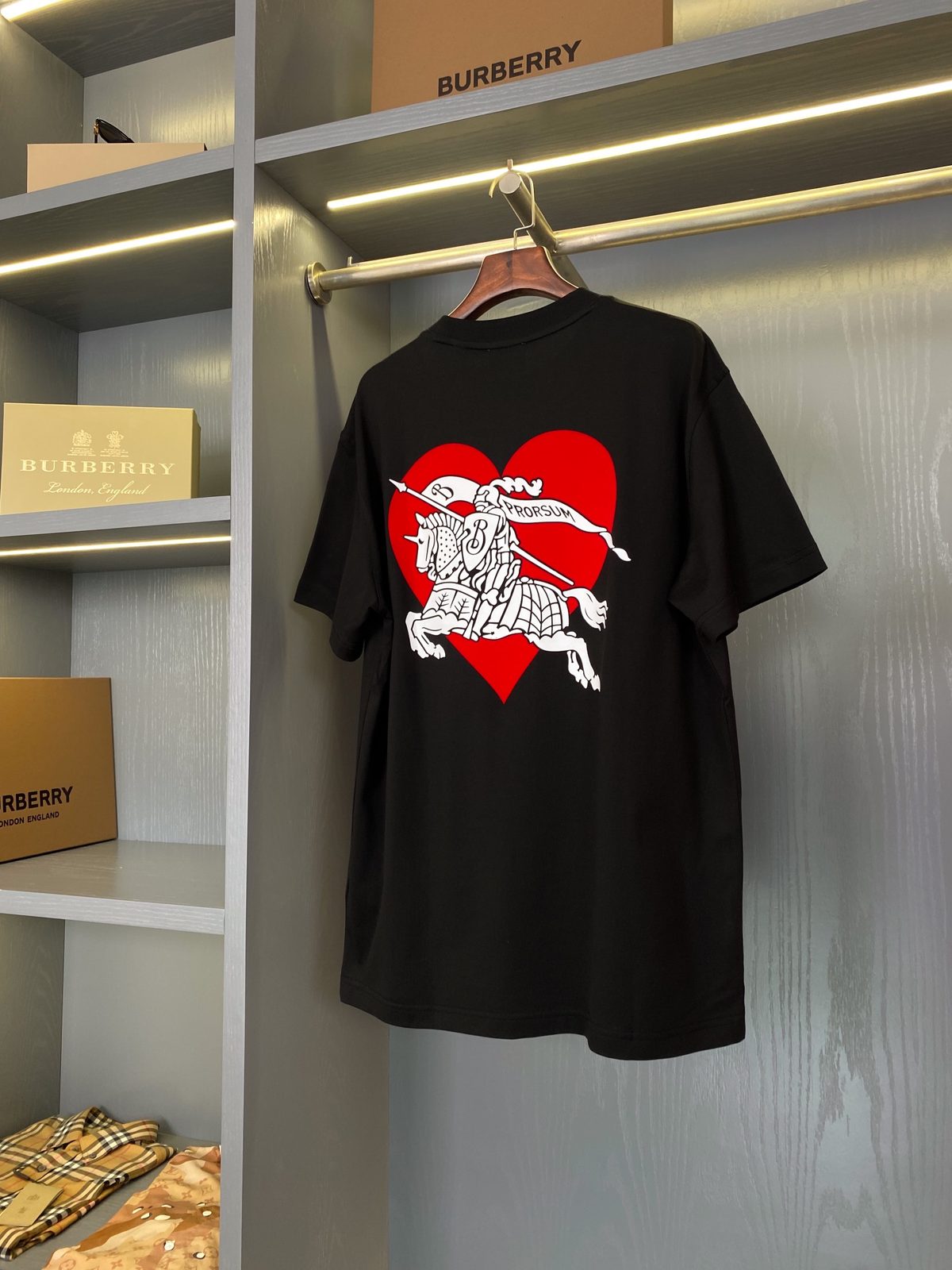 Burberry Heart Knight Graphic T-Shirt Black