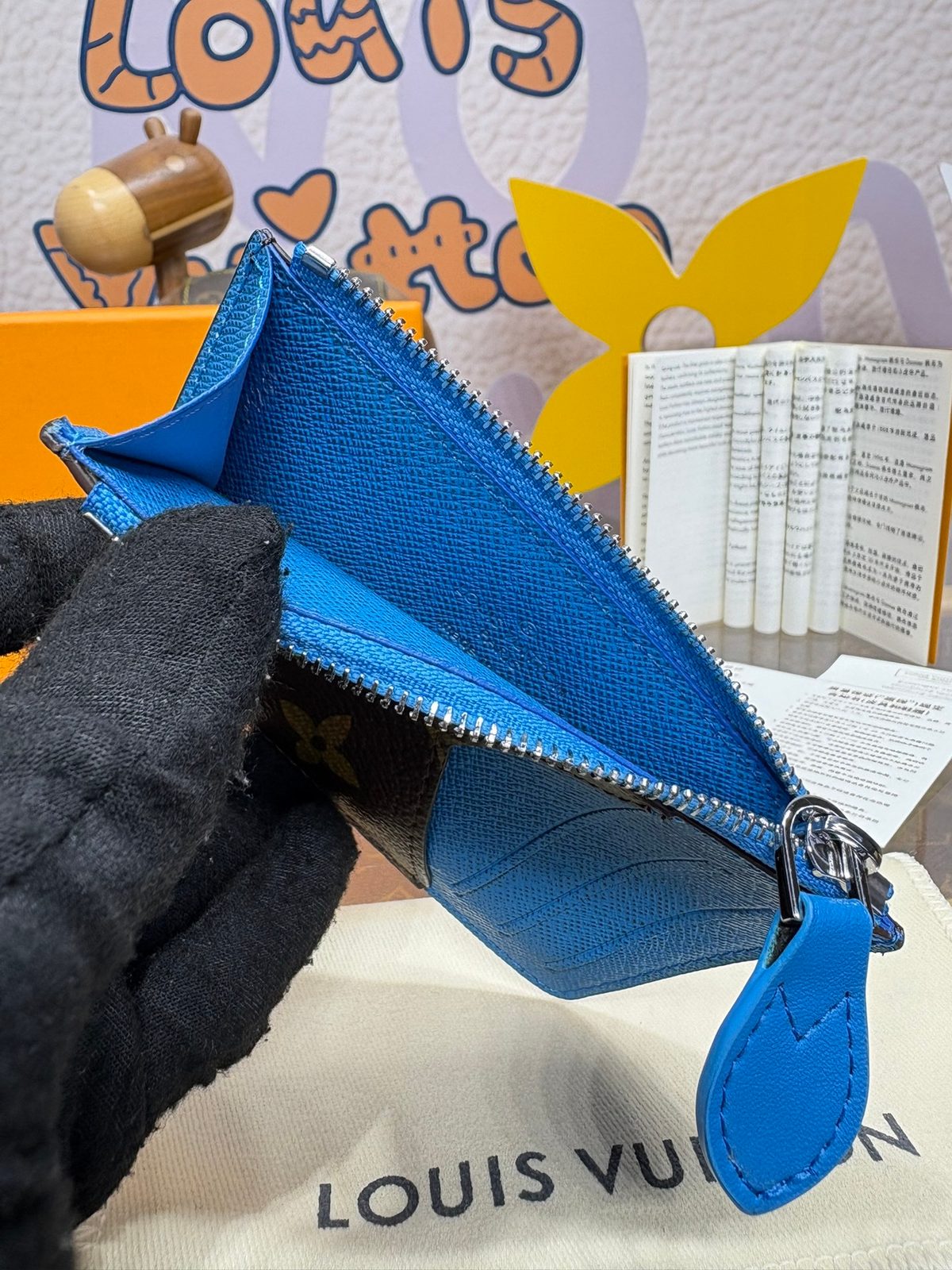 Louis Vuitton Coin Card Holder Blue Taiga