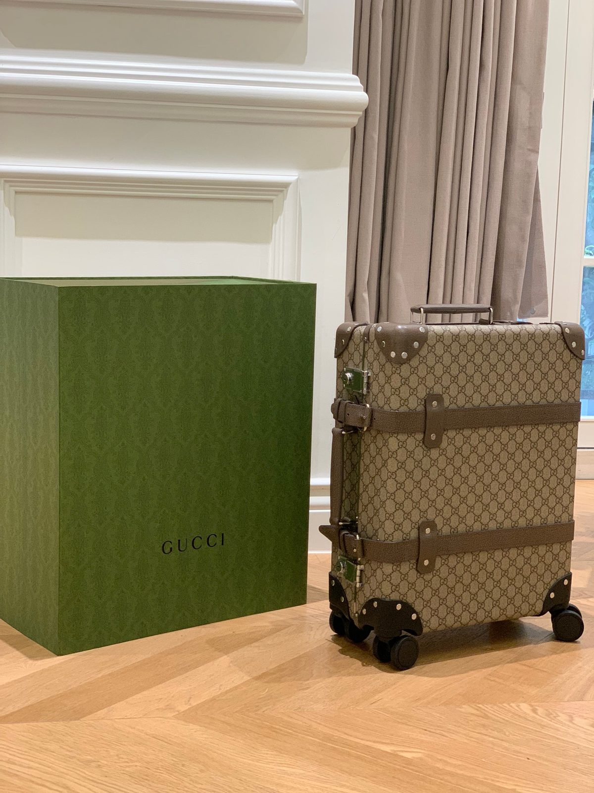 Gucci GG Supreme Carry-On Luggage Suitcase