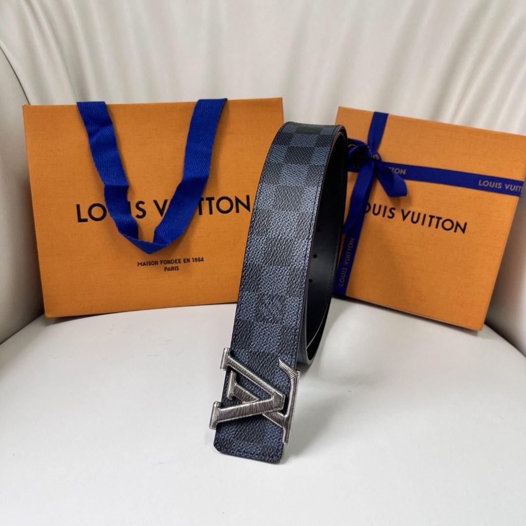 Louis Vuitton Damier Graphite Belt with LV Buckle