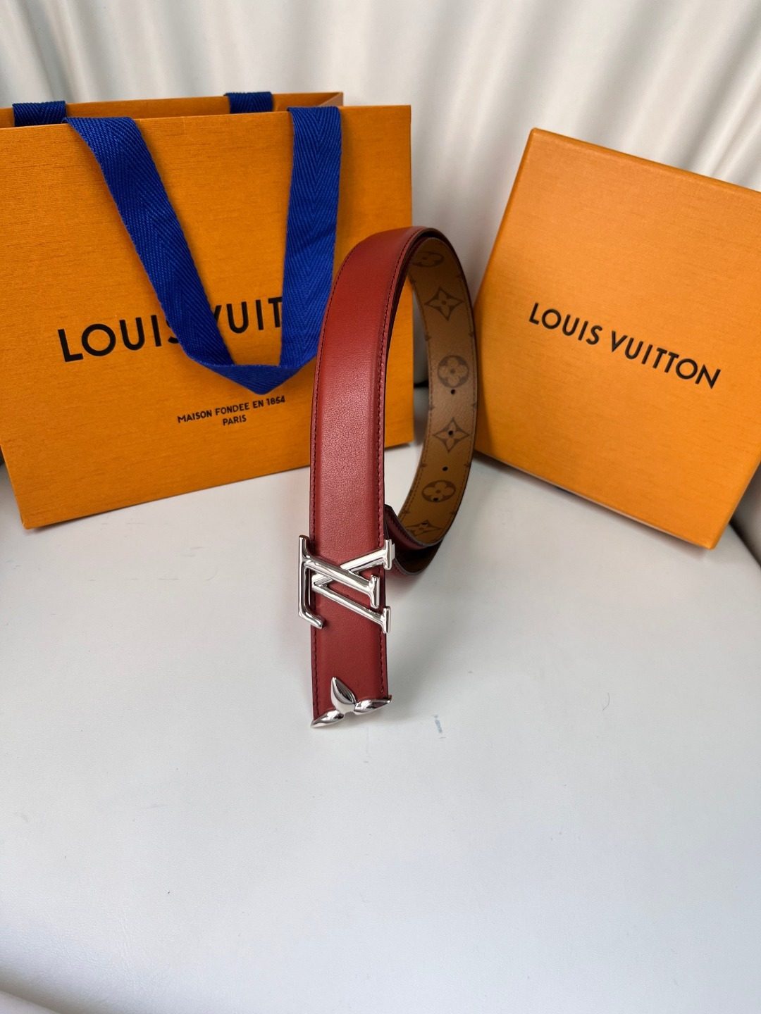 Louis Vuitton LV Reversible Leather Belt