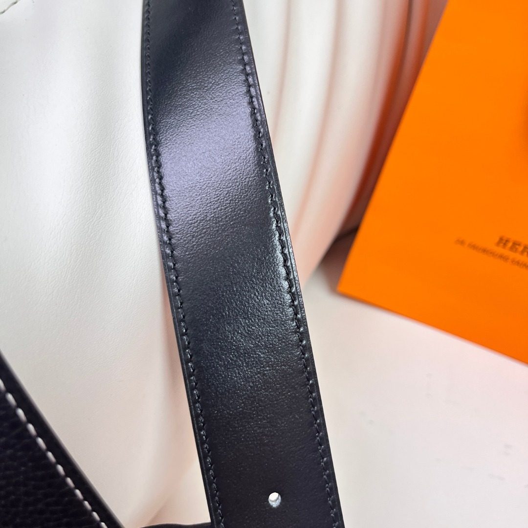 Hermès Reversible Leather Belt with H Buckle