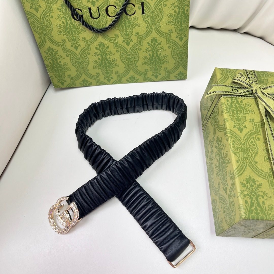 Gucci GG Marmont Ruched Leather Belt