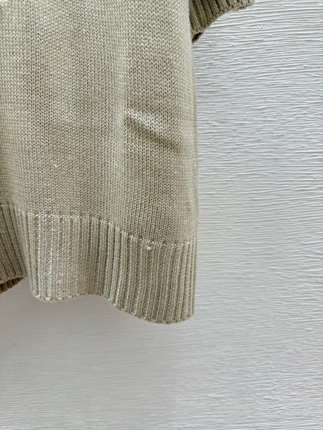 Burberry Equestrian Embroidered Knit Sweater