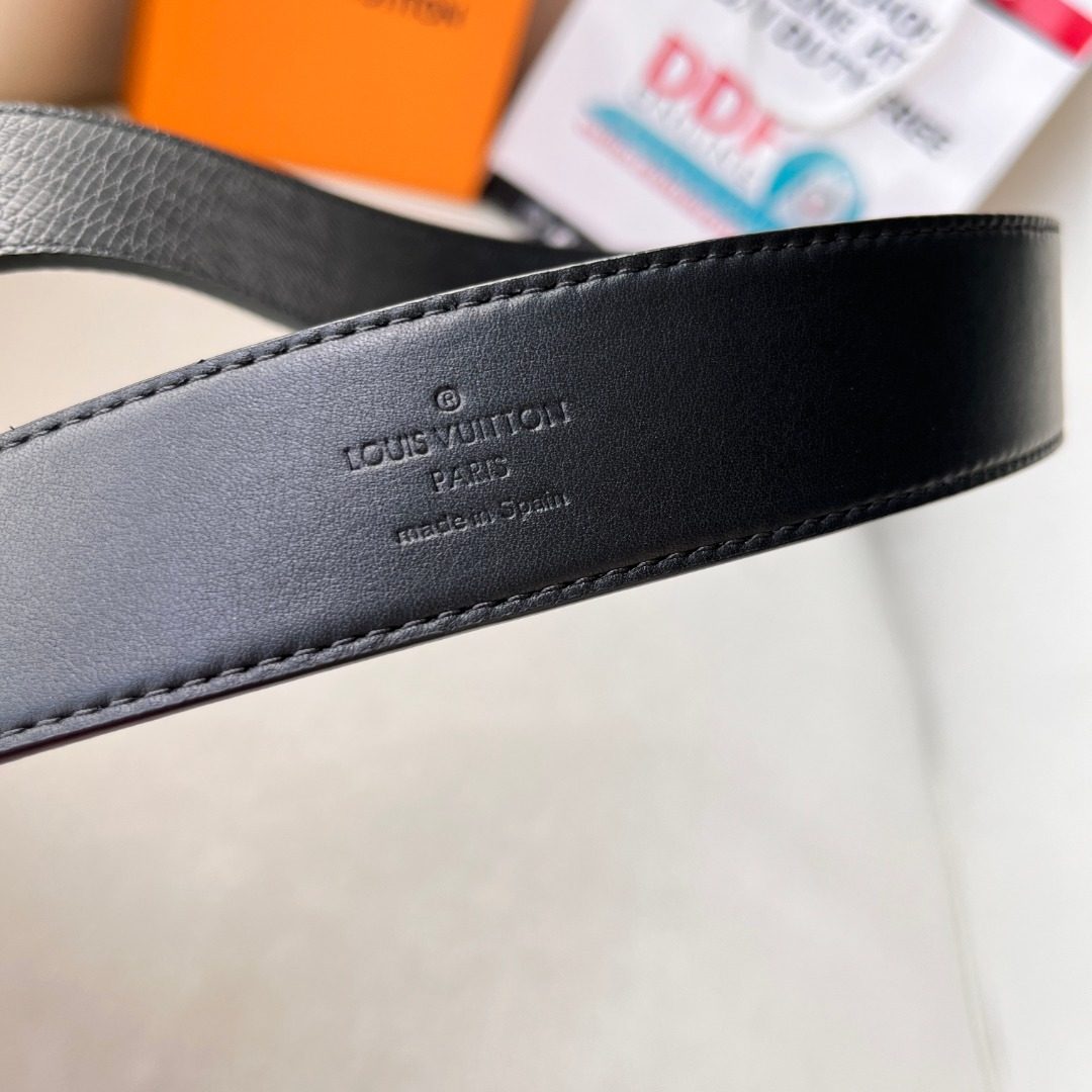 Louis Vuitton Damier Graphite Leather Belt