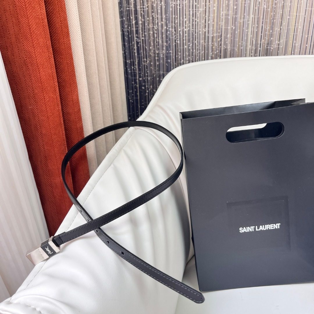 Saint Laurent Black Leather Shoulder Bag