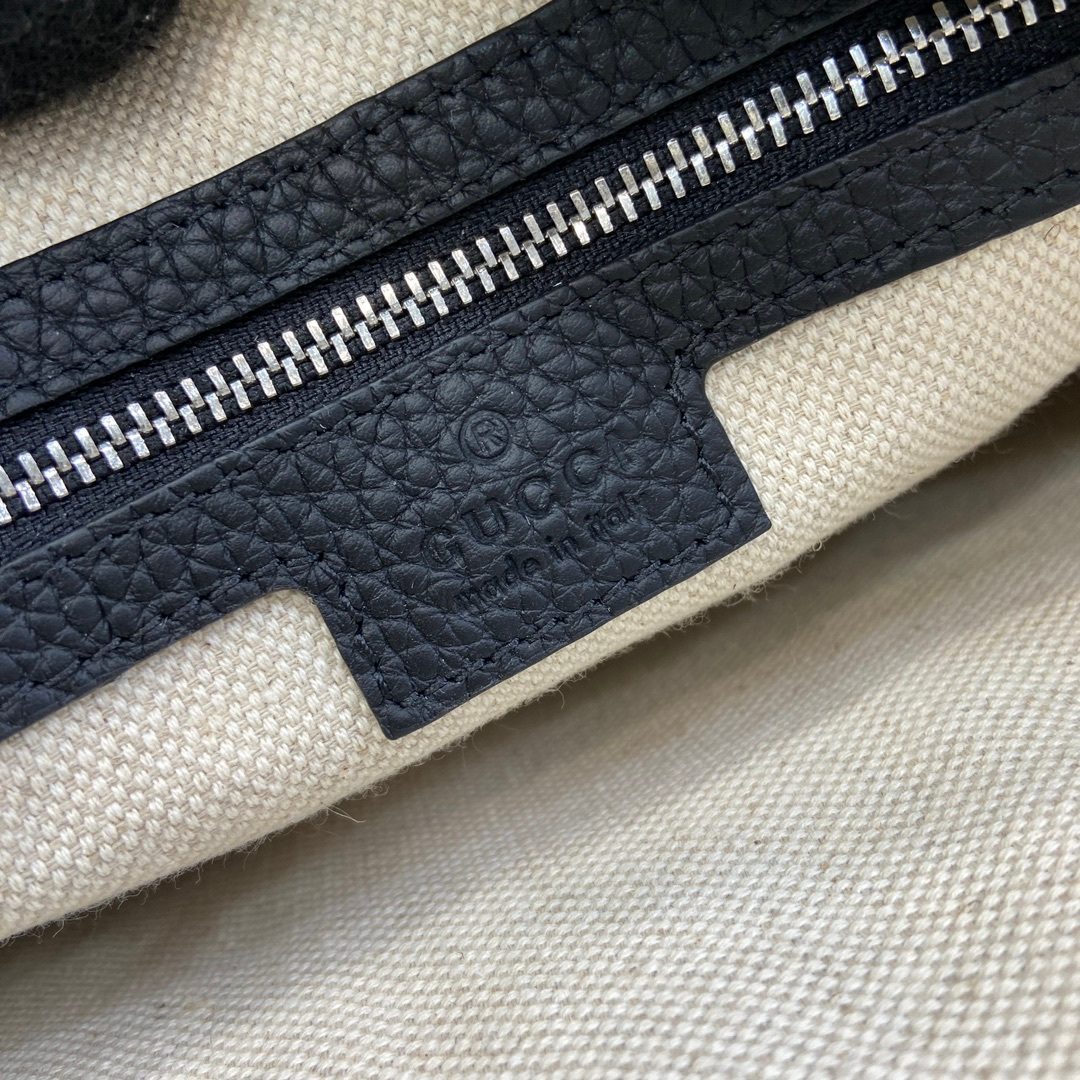 Gucci Quilted Leather Shoulder Bag
