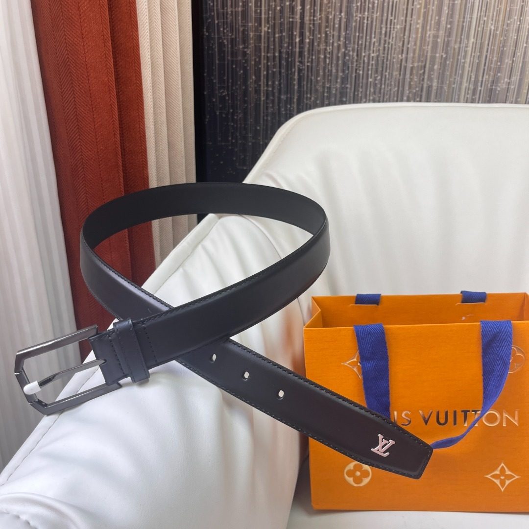 Louis Vuitton Black Leather Belt