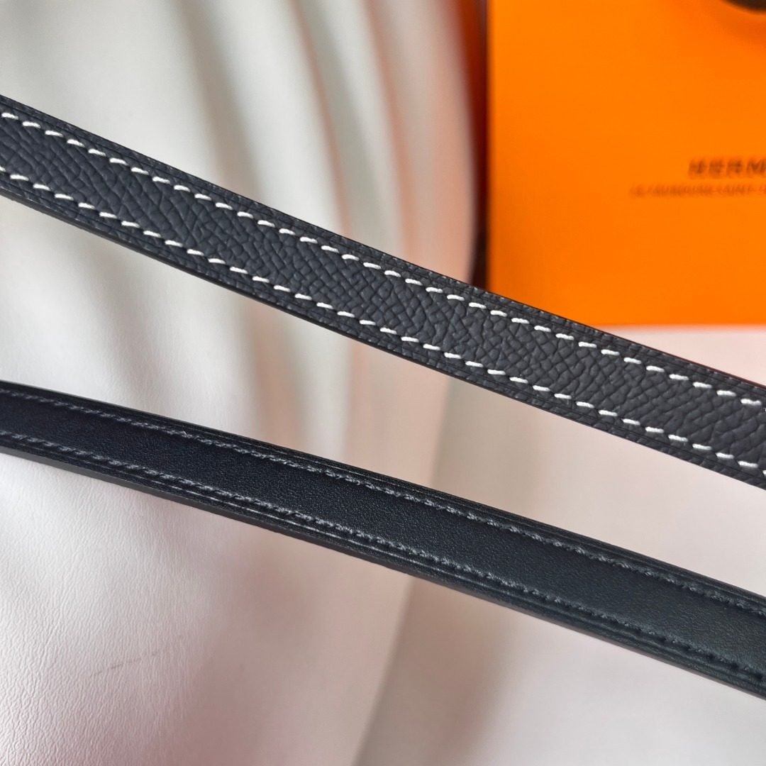 Hermès Black Leather Pyramid Stud Belt