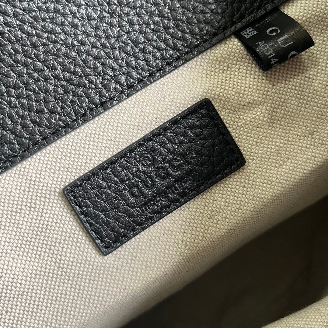 Gucci Black Leather Bucket Bag