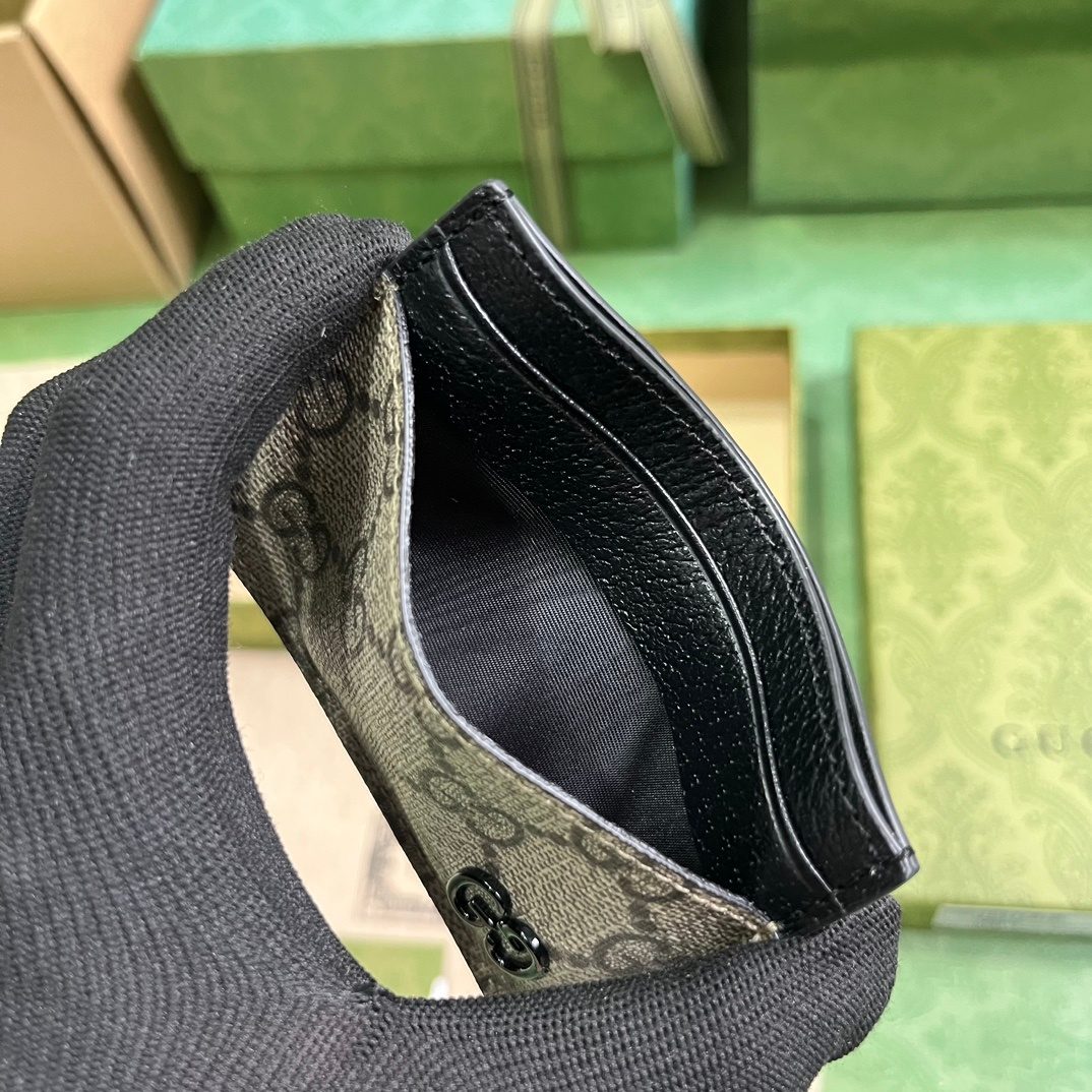 Wallet8
