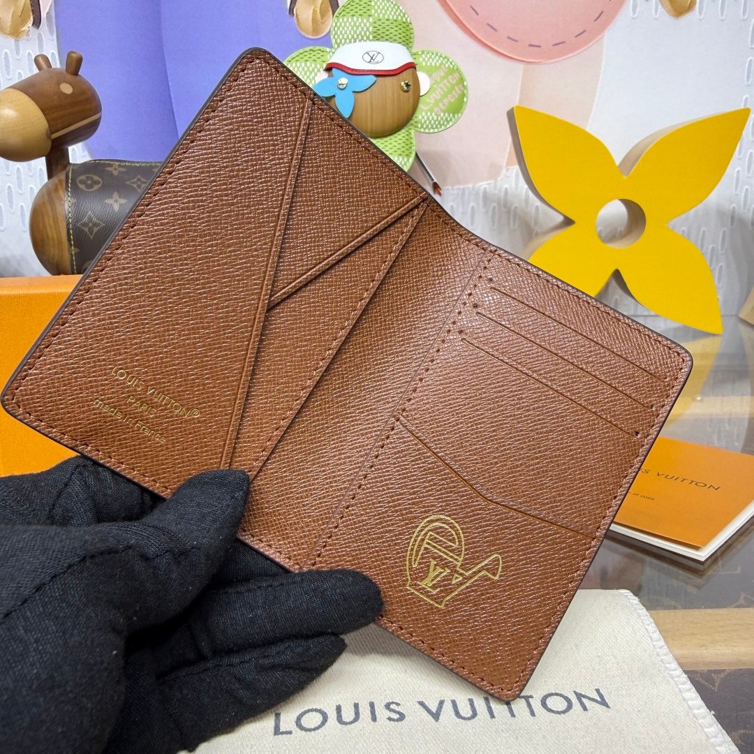 Louis Vuitton Epi Leather Card Holder