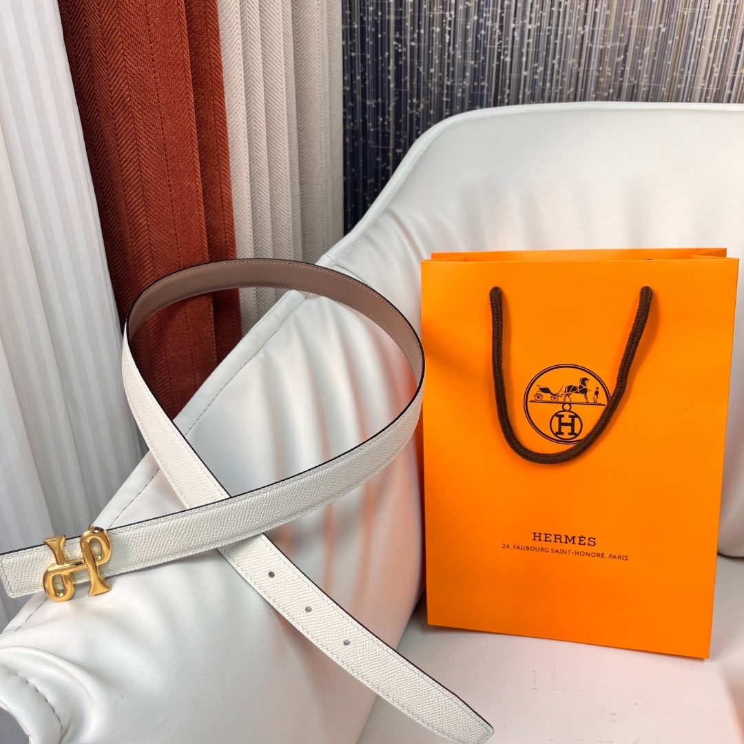 Hermès Reversible Leather Belt White