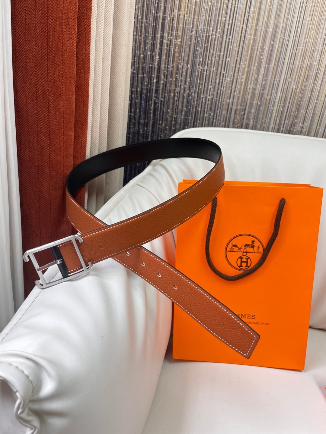 Hermès Taurillon Leather Reversible Belt