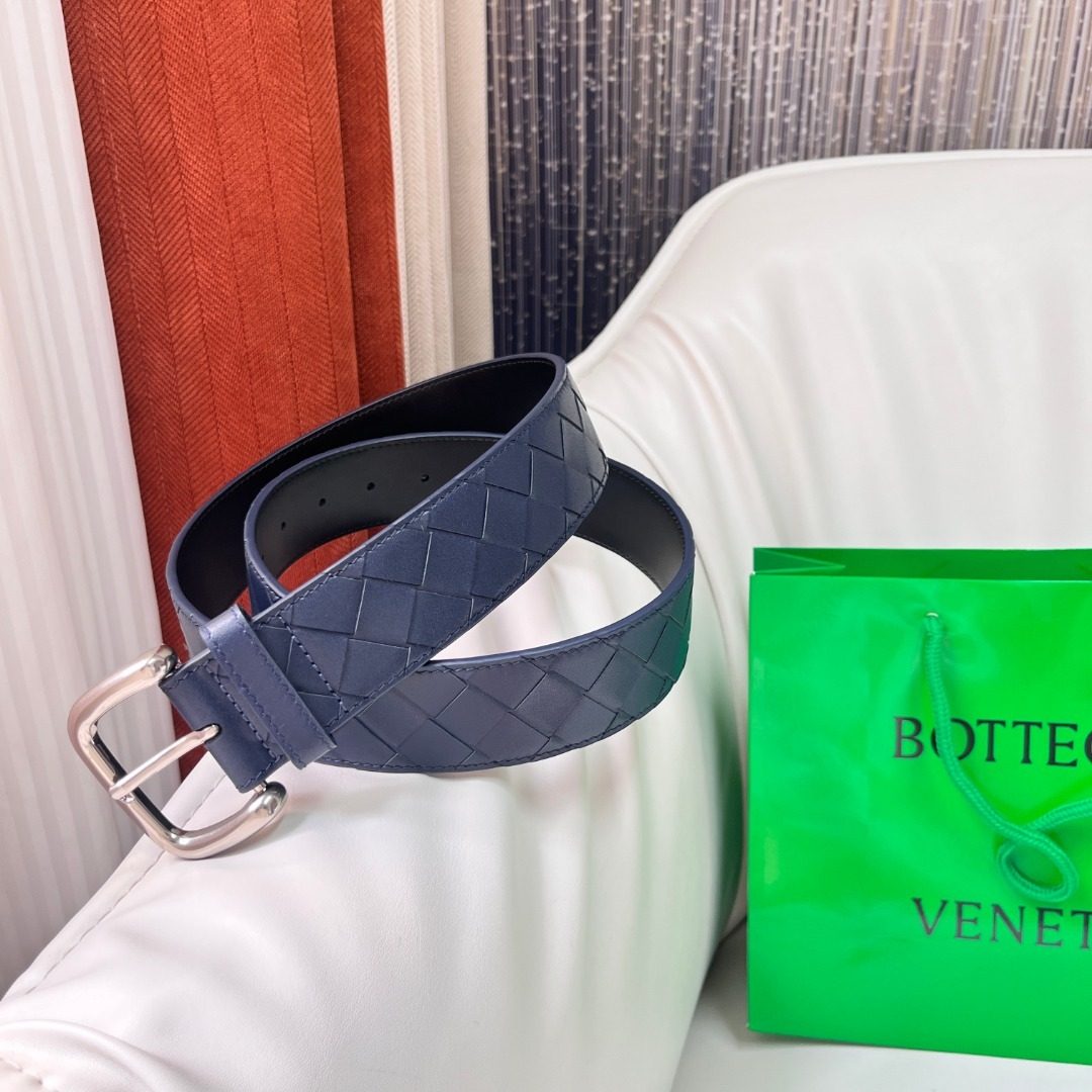 Bottega Veneta Intrecciato Leather Belt Navy