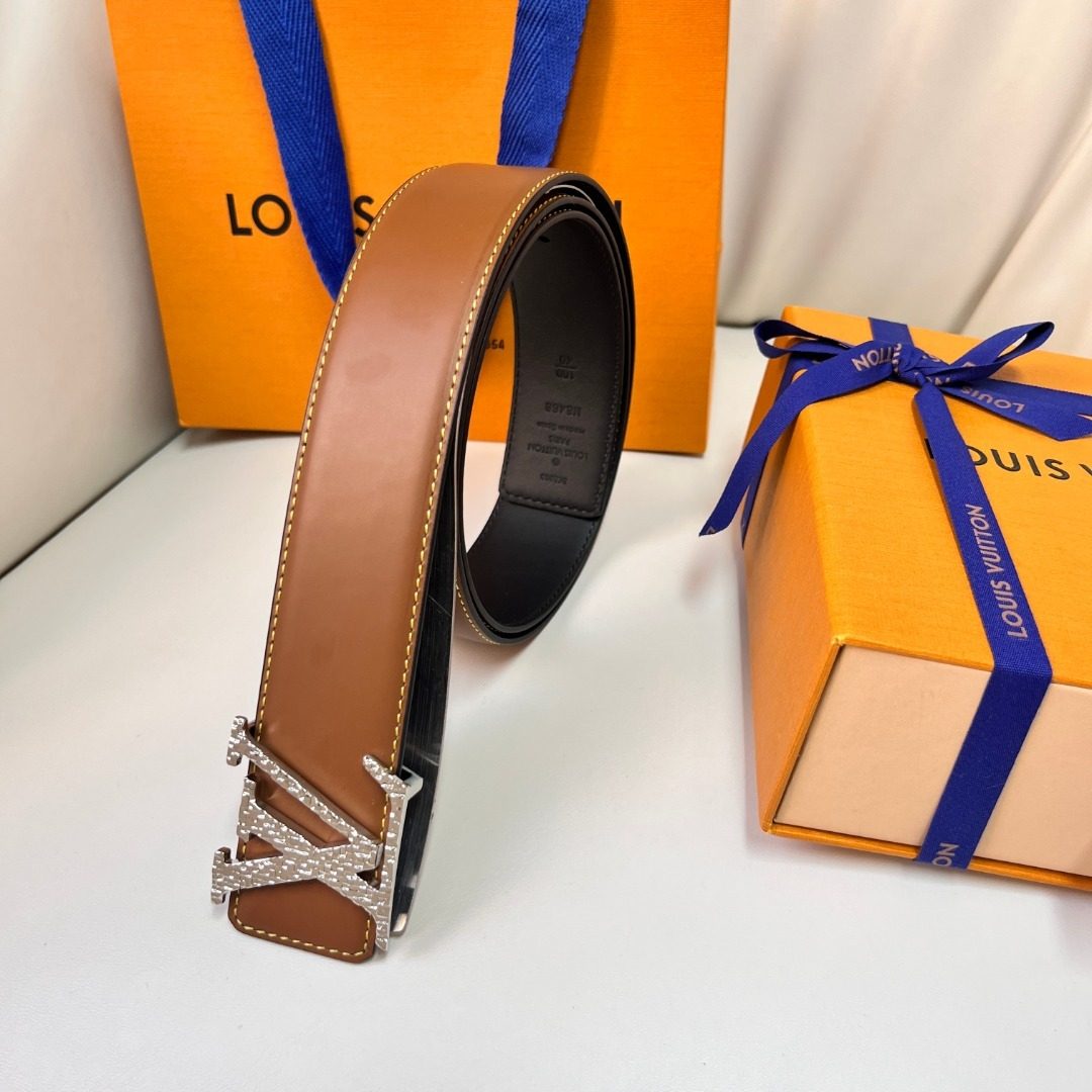 Louis Vuitton Reversible Leather Belt
