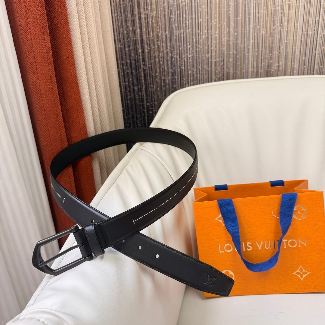 Louis Vuitton Black Leather Belt