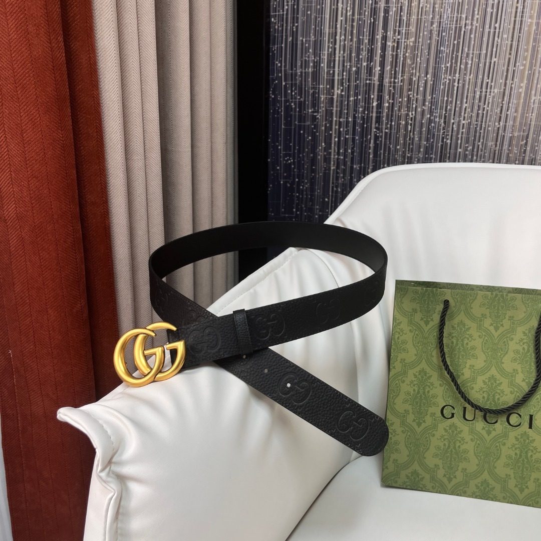 Gucci GG Marmont Leather Belt with Gold Buckle