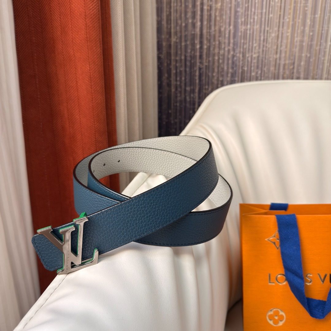 Louis Vuitton LV Initiales Reversible Leather Belt