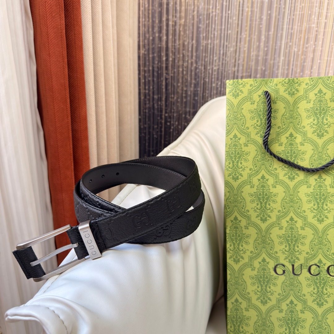 Gucci GG Embossed Black Leather Belt