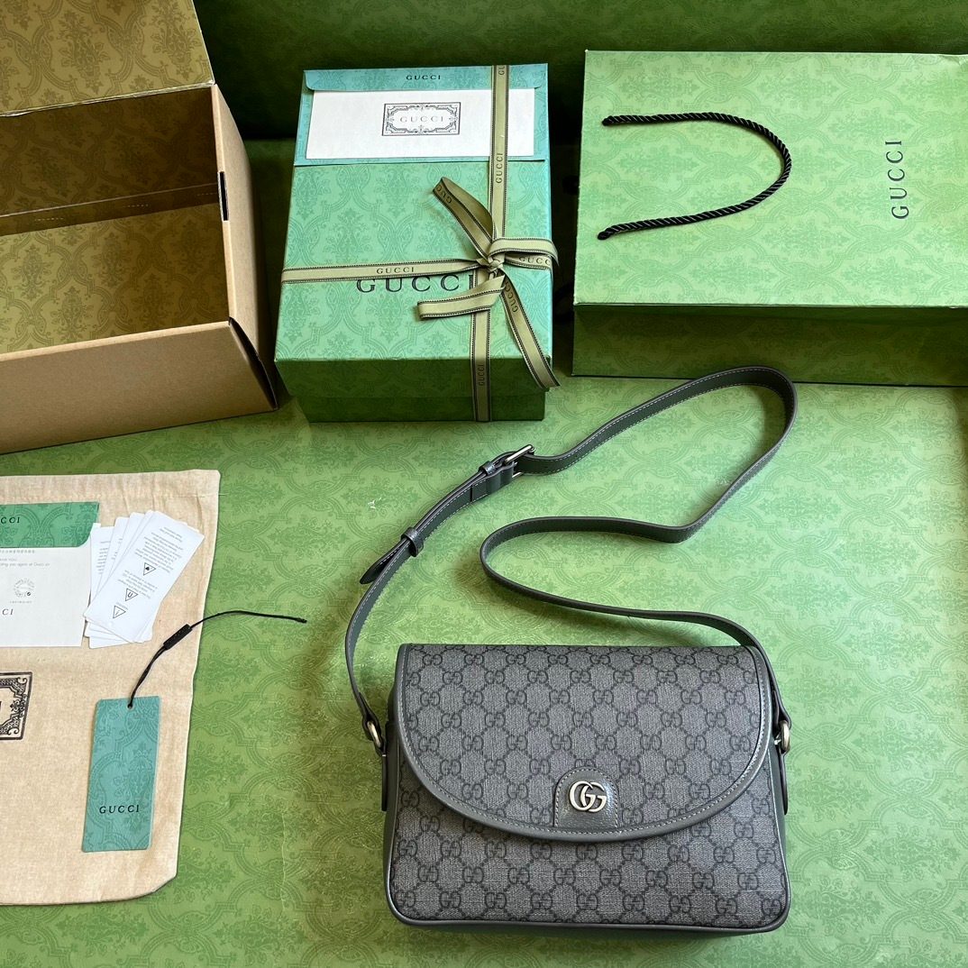 Gucci GG Marmont Shoulder Bag