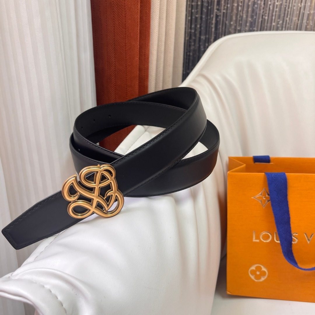 Louis Vuitton Anagram Leather Belt Black