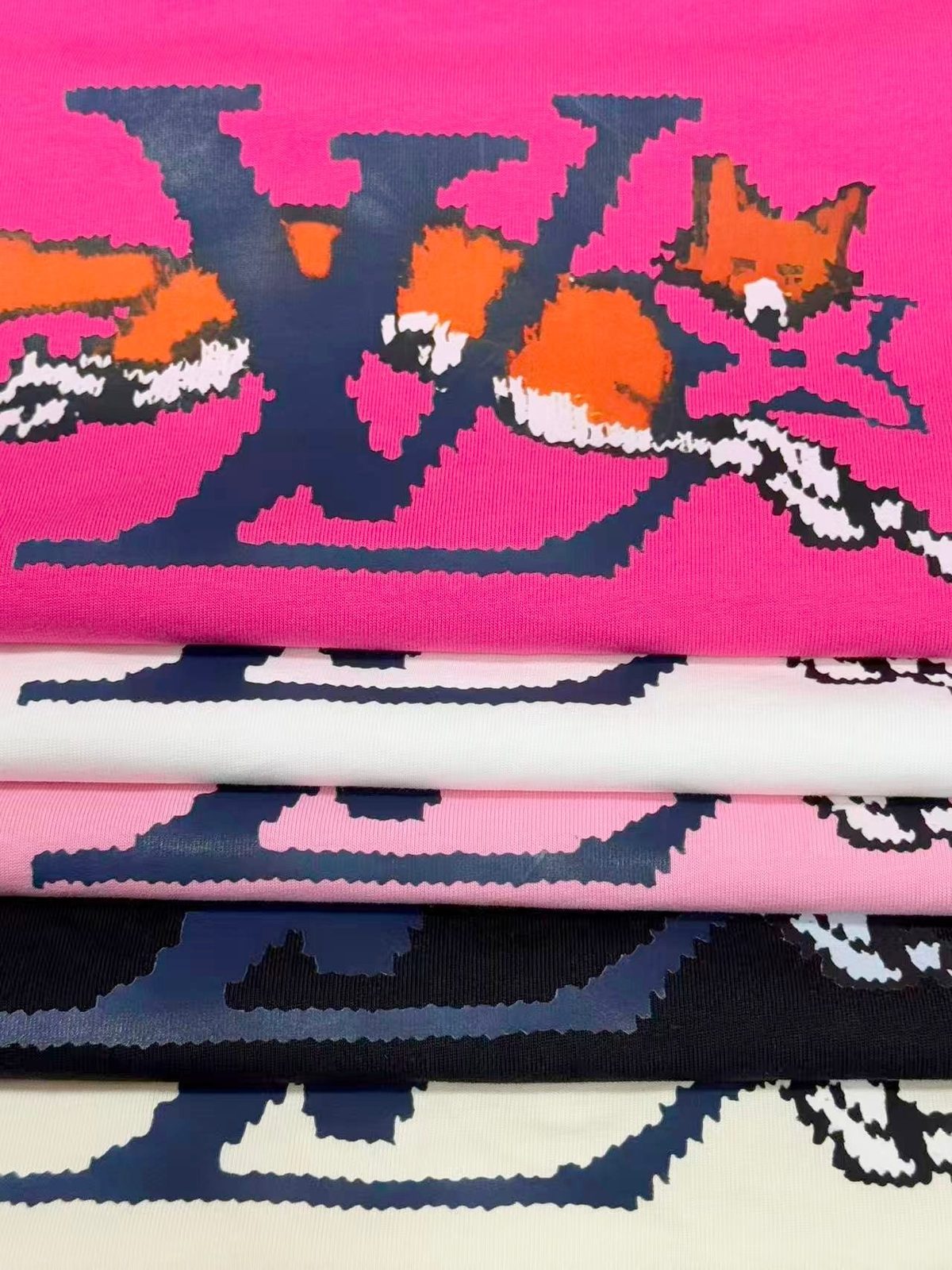 Graphic Print Crewneck Sweatshirt